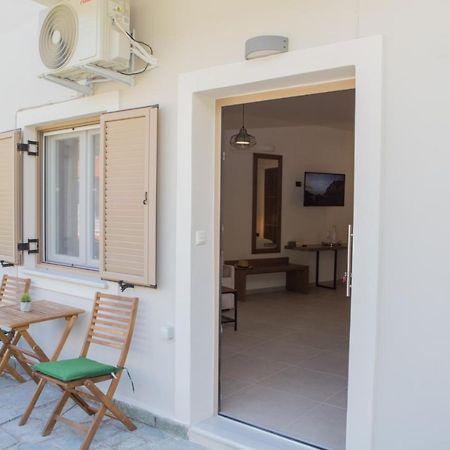 Le Quartier Comfy Studios Парга Екстериор снимка